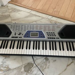 Casio 481 Portable Keyboard with 100 Songs